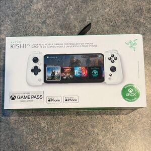 Razer Kishi V2 Mobile Gaming Controller for iPhone - Black and White